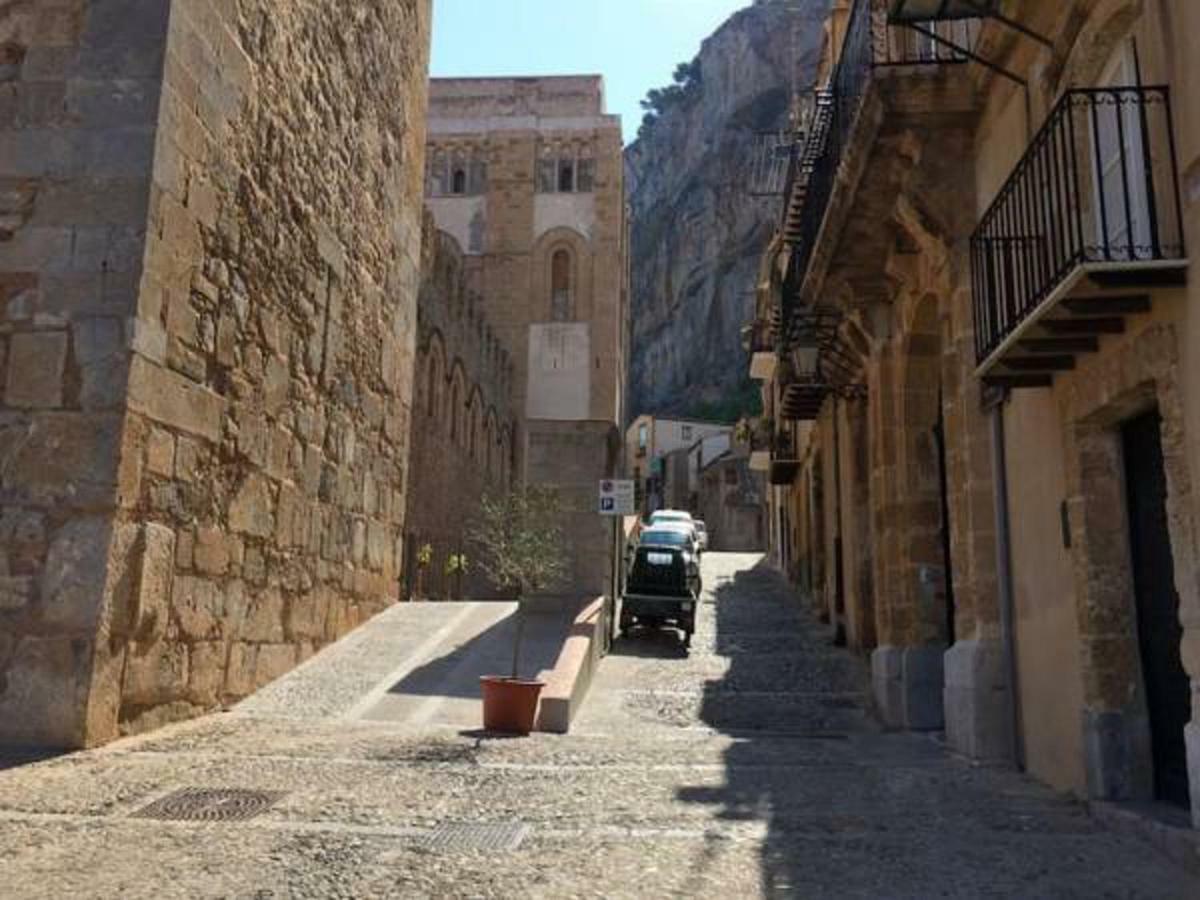 Cefalu Cathedral Palace エクステリア 写真